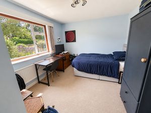 Bedroom- click for photo gallery